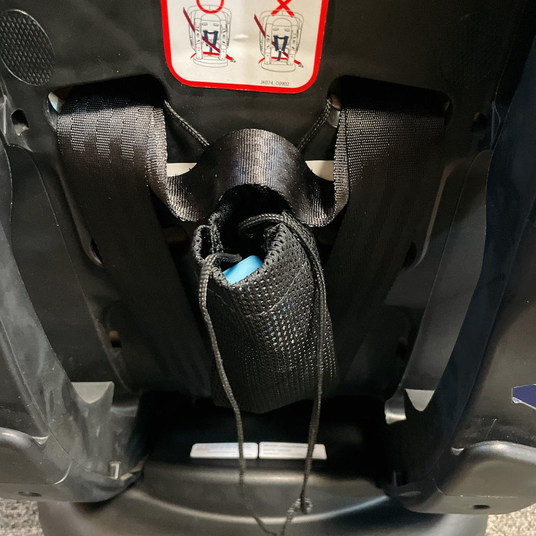 美品　Joie ジョイー チャイルドシート チルト　ネイビー