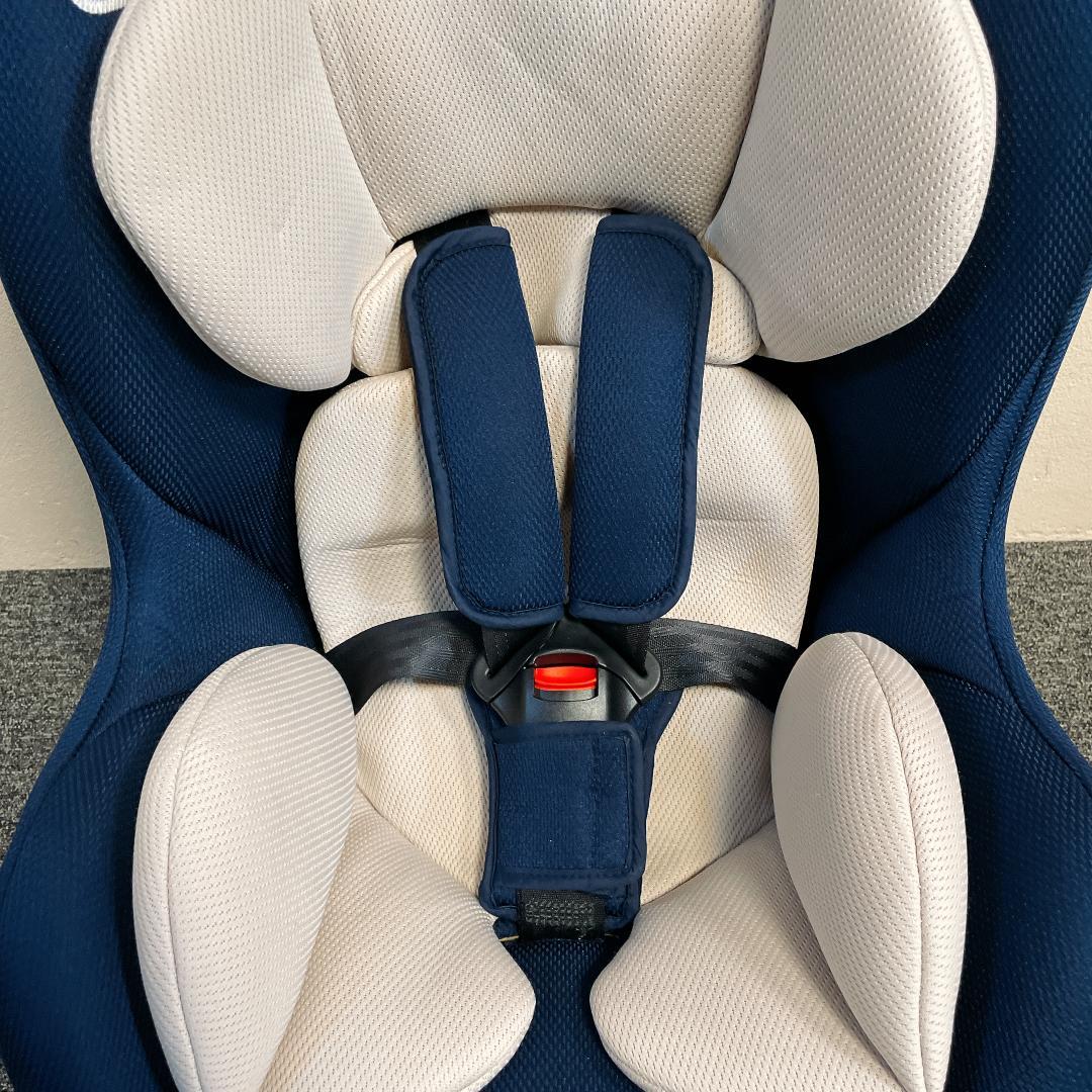 美品　Joie ジョイー チャイルドシート チルト　ネイビー