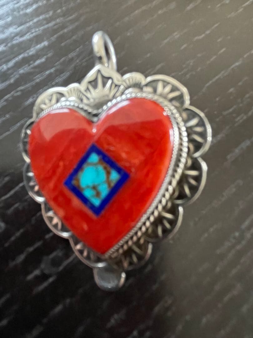 アルドリッチ珊瑚とターコイズとラピス。シルバー925のペンダントトップ