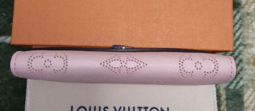 専用です。☆極美品☆ルイ・ヴィトン マヒナ ポルトモネ アナエ マグノリア