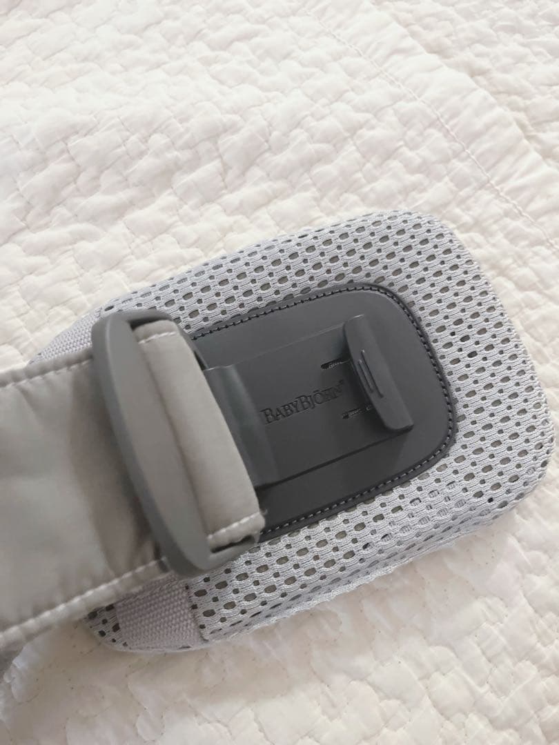 専用　BABYBJÖRN メッシュ抱っこ紐 グレー
