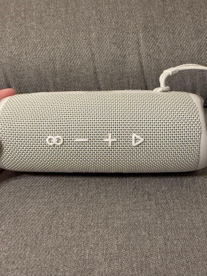 JBL FLIP 6 ワイヤレススピーカー ホワイト