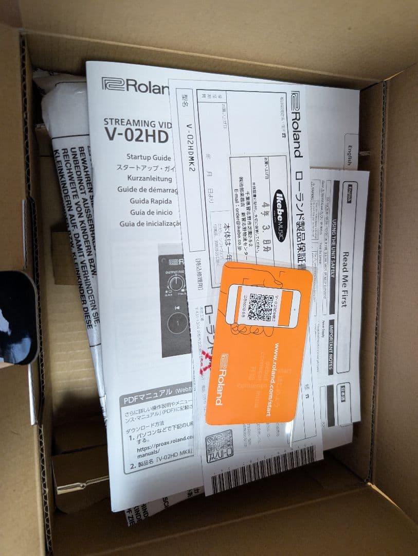 Roland V-02HD MKII ハードケース付き