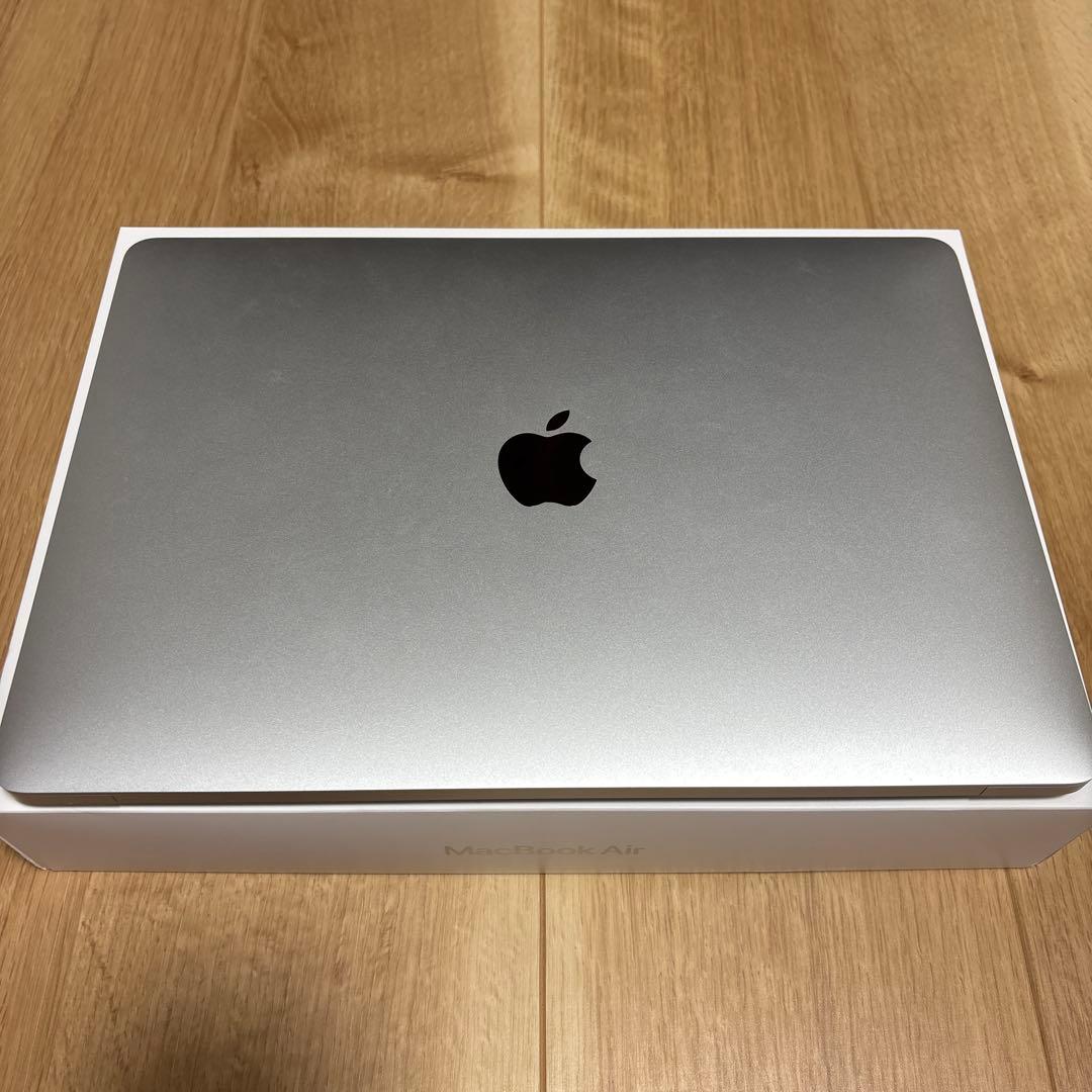 Apple M1（2020年） 13インチ MacBook Air 256GB