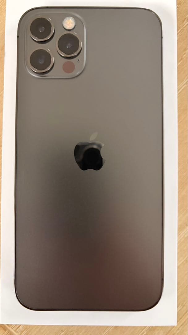 【美品】Apple iPhone 12Pro 256GBグラファイト