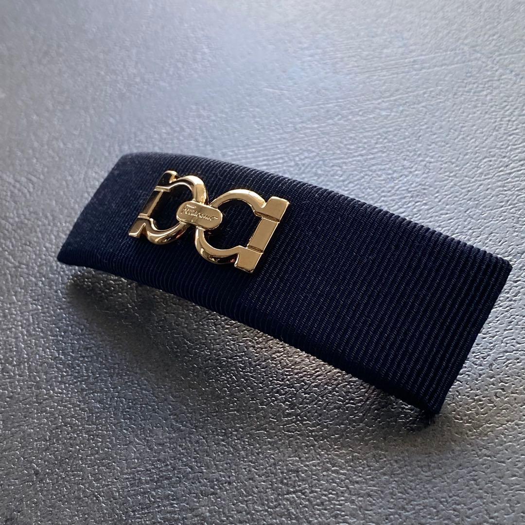 Salvatore Ferragamo バレッタ　ガンチーニ　ネイビー　ゴールド