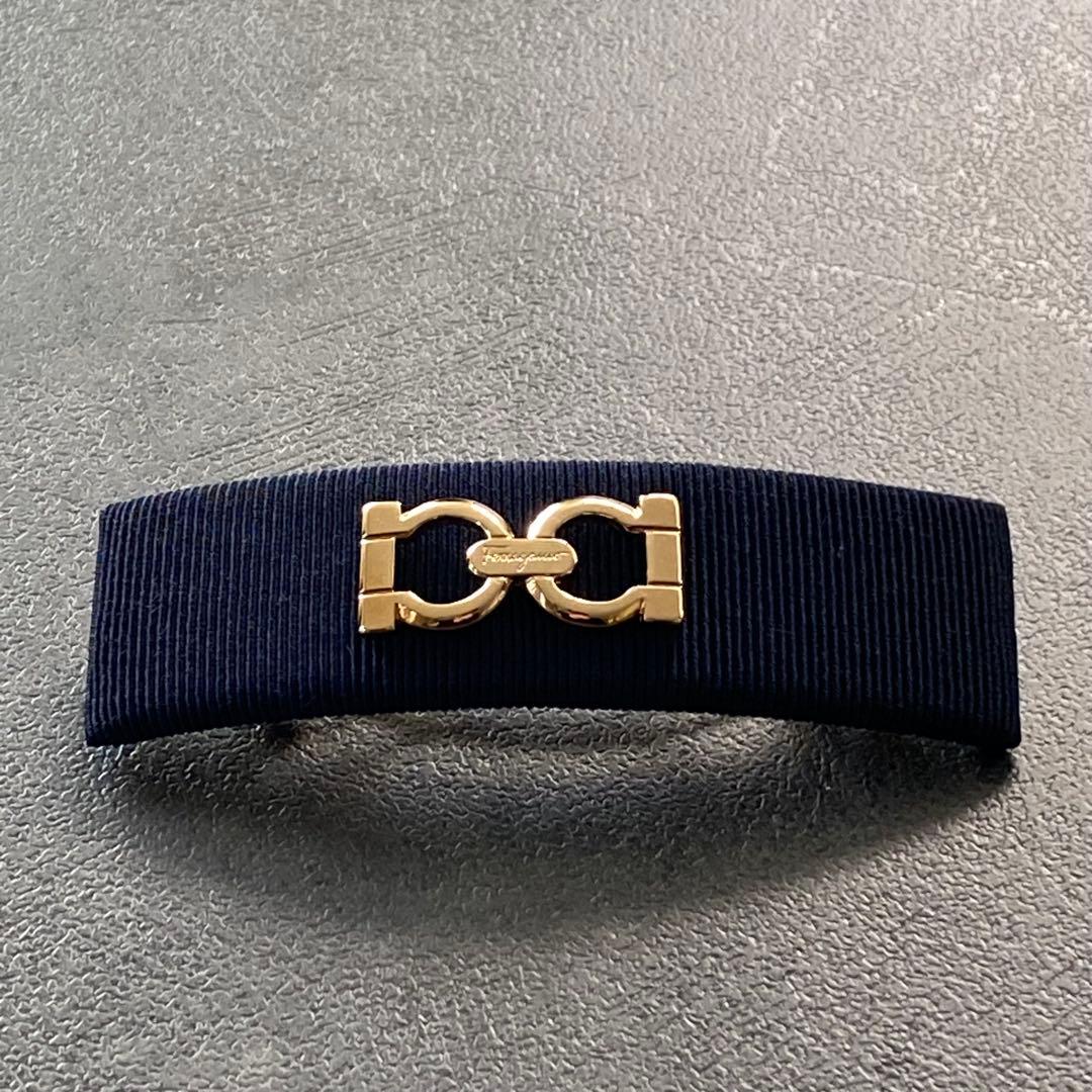 Salvatore Ferragamo バレッタ　ガンチーニ　ネイビー　ゴールド
