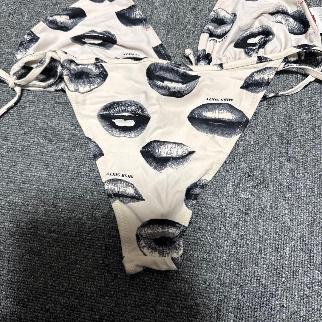 MISS SIXTY リッププリント セパレート水着 M