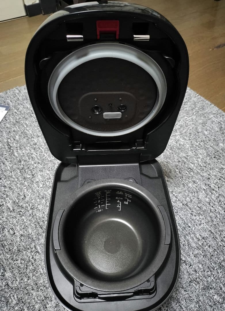 TIGER 炊飯器 3.5合 ご泡火炊き JPD-G060KP【ほぼ新品】