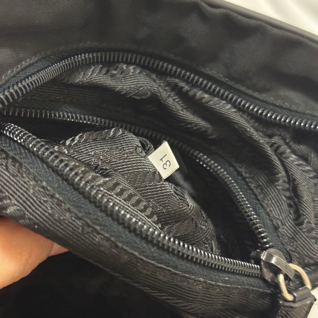 PRADA プラダ サコッシュ ショルダーバッグ 斜めがけ