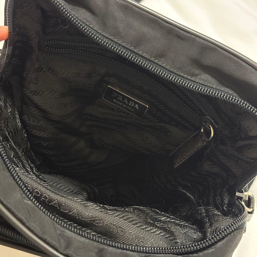 PRADA プラダ サコッシュ ショルダーバッグ 斜めがけ