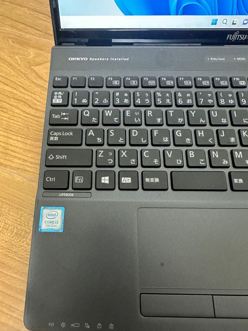 富士通 i3第7世代 4GB SSD128GB +HDD750GB FHD