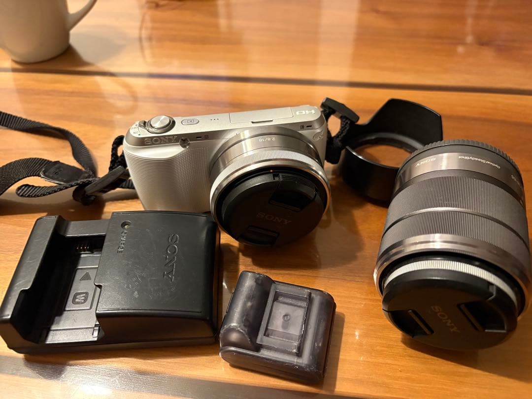 Sony NEX-C3 ミラーレス一眼 シルバー