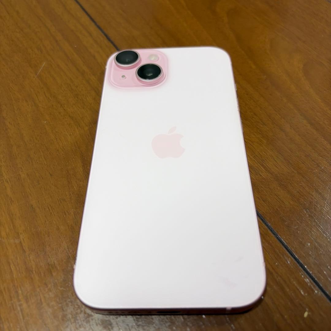 iPhone15 ピンク128GB 本体※キズ、割れなし※