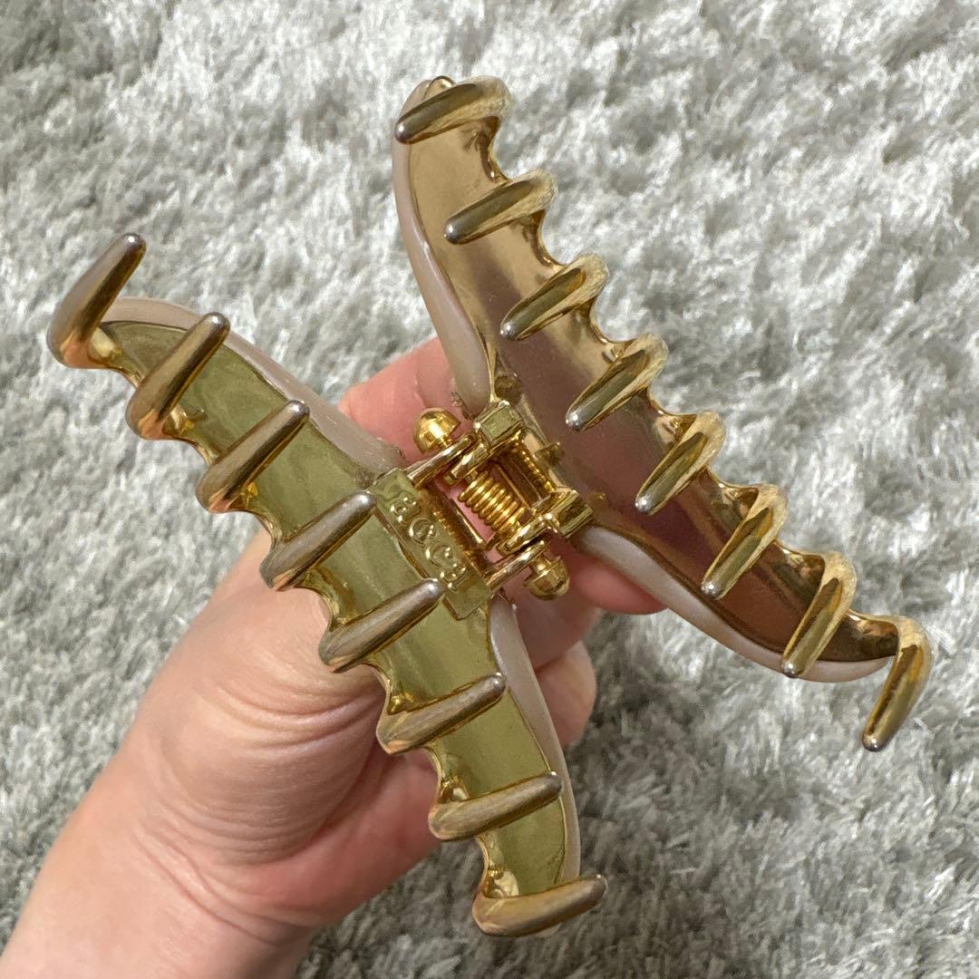 accaのヘアクリップ