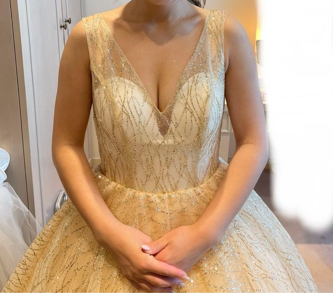 ゴールドラメ入りロングドレス、グリッタードレス