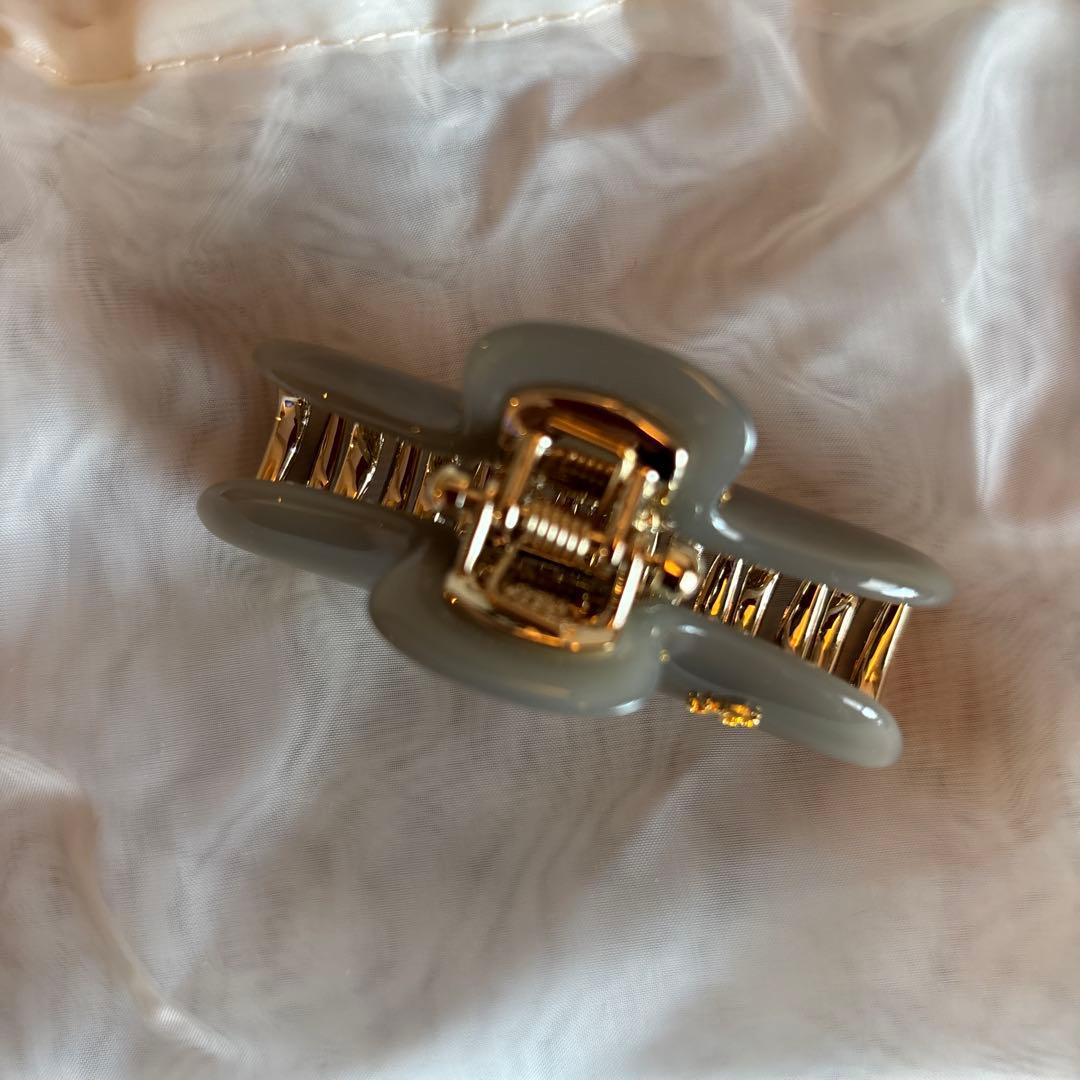 ⭐︎a c c a⭐︎ アッカ　ヘアクリップ