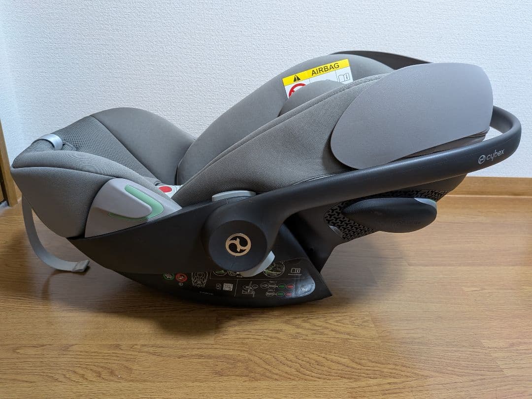 Cybex Cloud G i-Size ベビーシート Base G