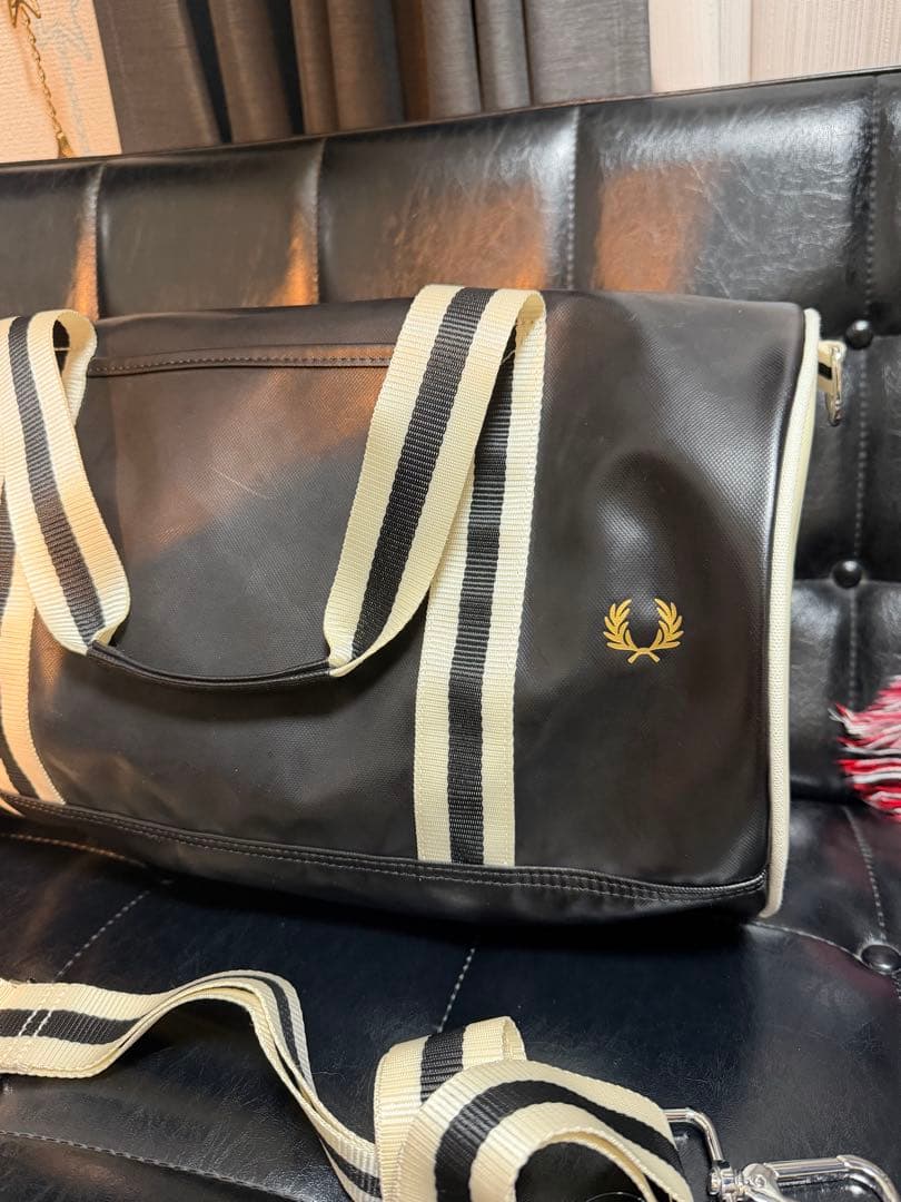 FRED PERRY フレッドペリー　ボストンバック　ドラムバック