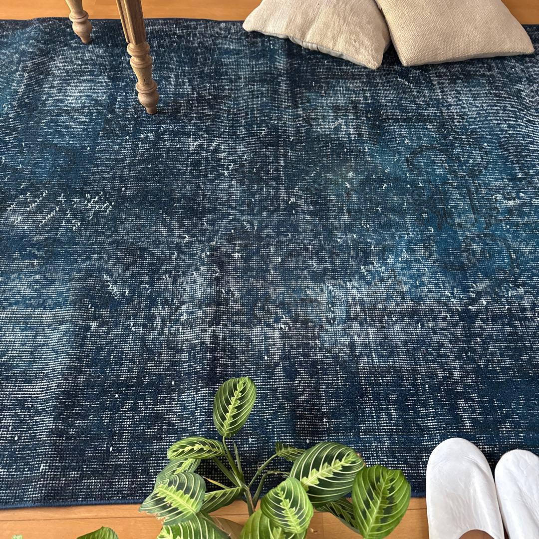 110×191ネイビーインディゴブルー　オーバーダイ　トルコヴィンテージラグ