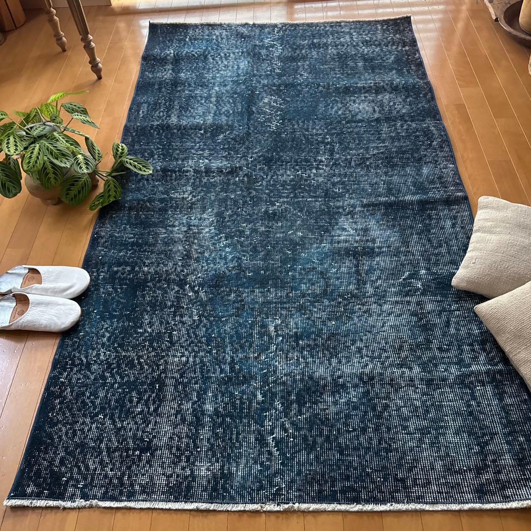 110×191ネイビーインディゴブルー　オーバーダイ　トルコヴィンテージラグ