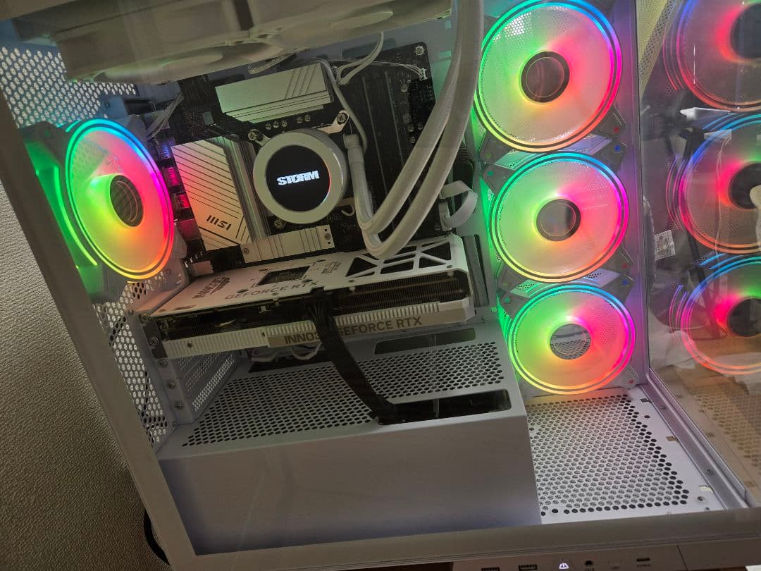 高性能 STORM ホワイト ゲーミングpc i7 RTX4060Ti