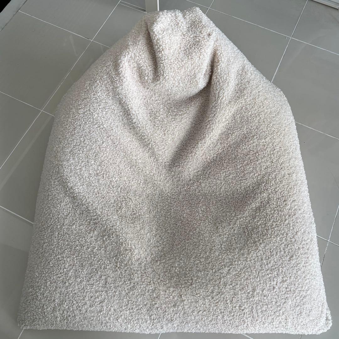 フェイクムートンプフクッション　アイボリー