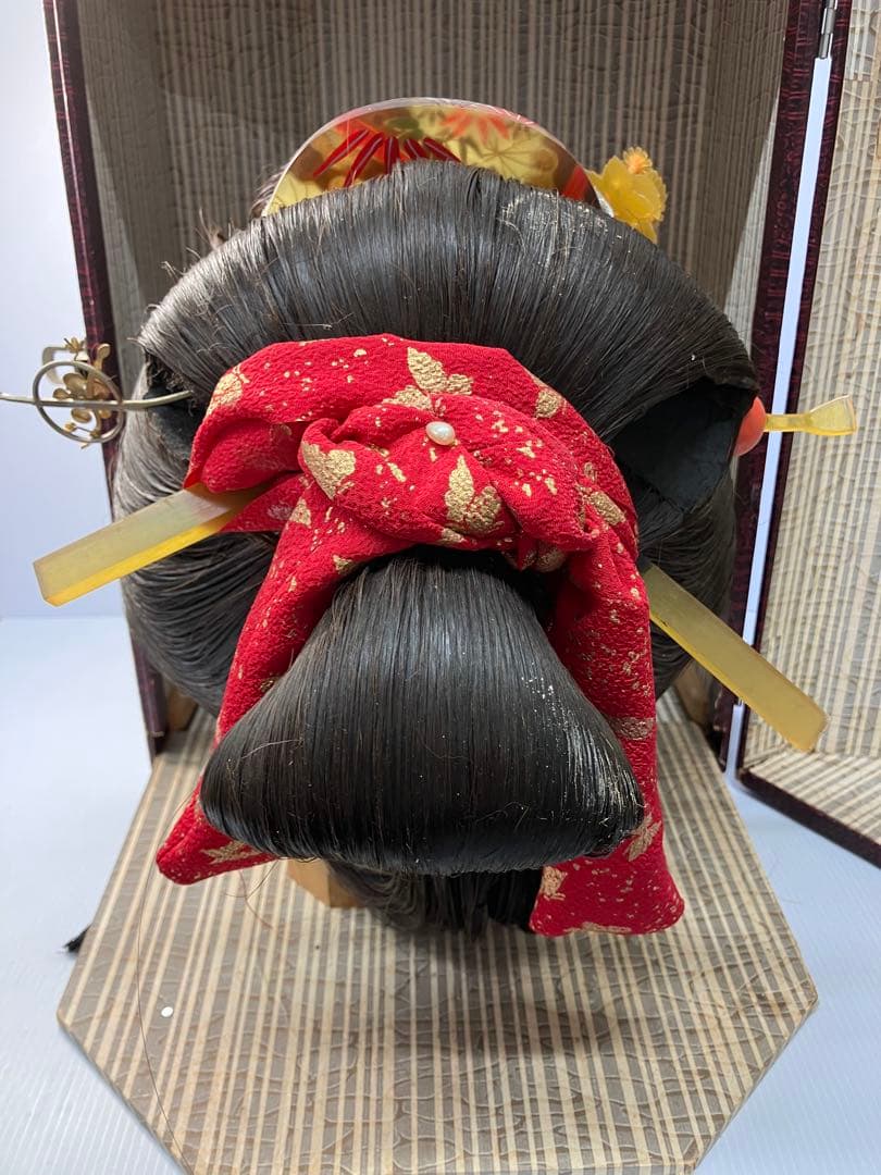 辰巳商会　高級日本髪かづら　かつら　かんざし髪飾り付芸者　コスプレ　ケース付
