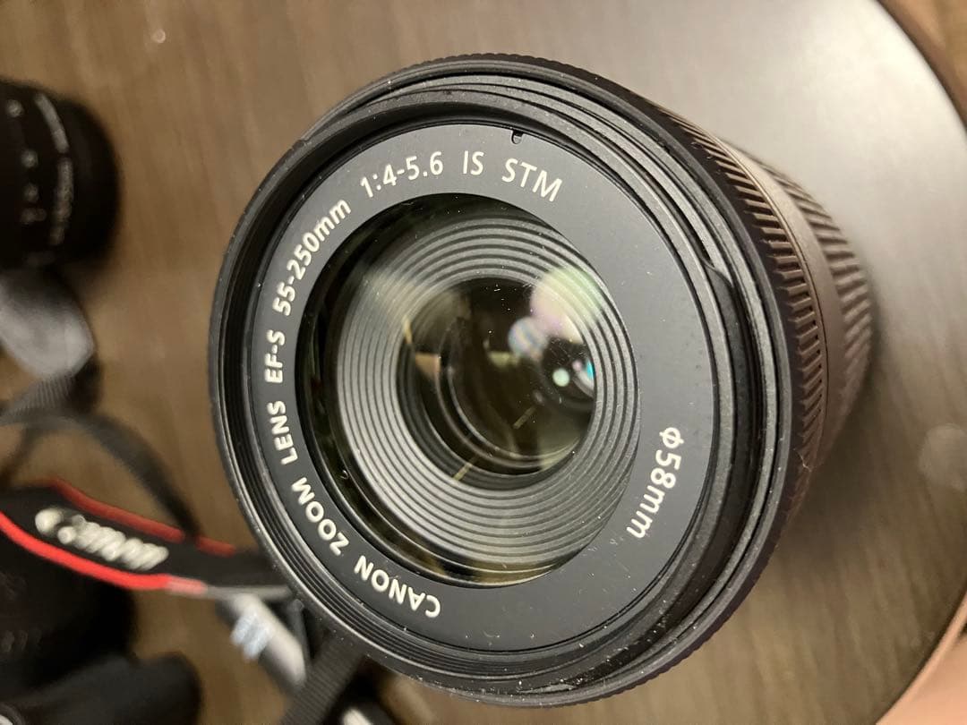 Canon EOS kiss X9 ダブルレンズキット 単焦点レンズ付き