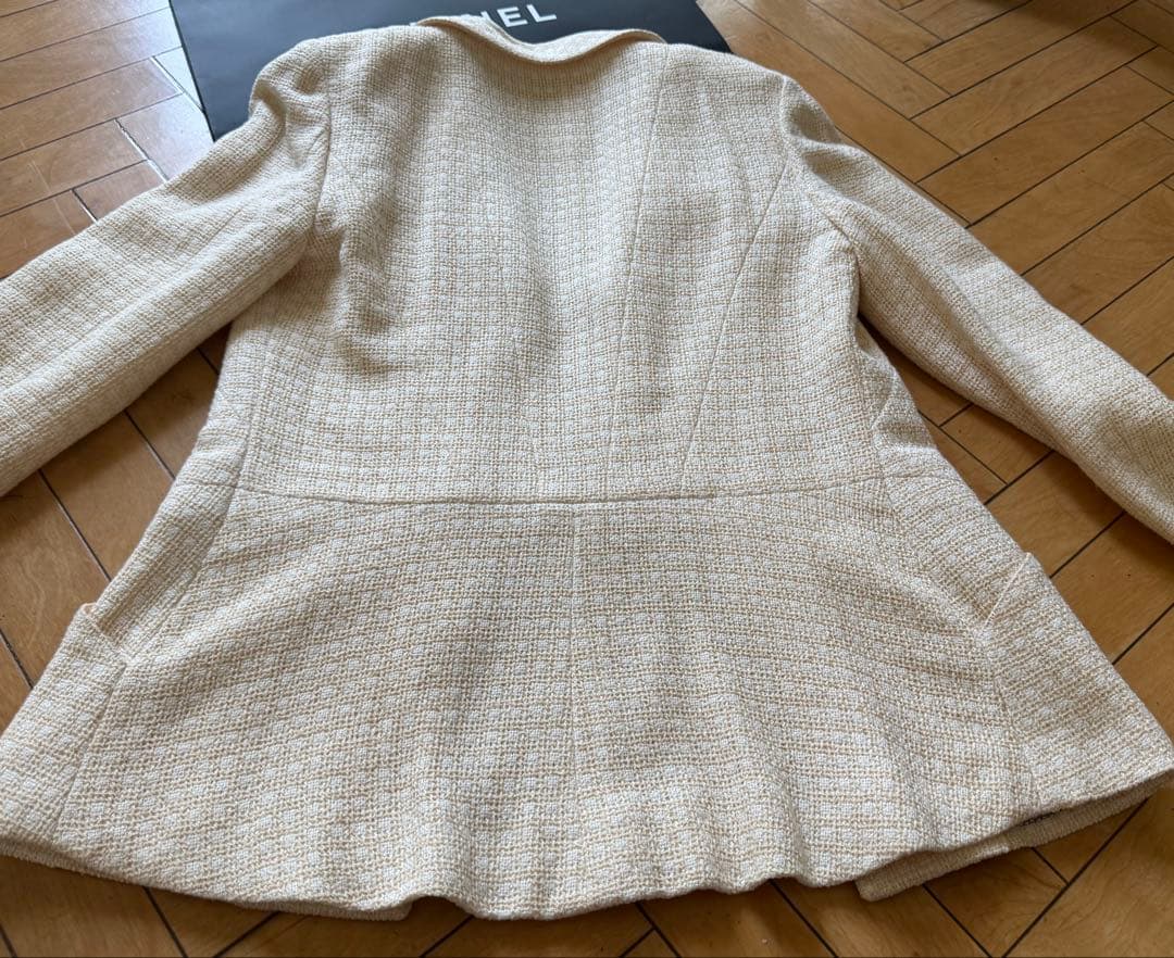 シャネル　イエローベージュ　ツイード　春秋　ジャケット　38