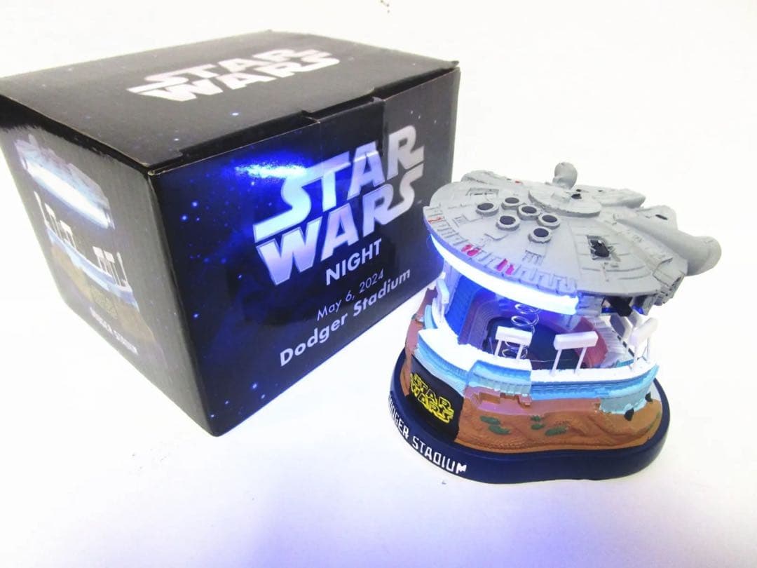 【レア】ドジャースタジアム配布 ミレニアムファルコン