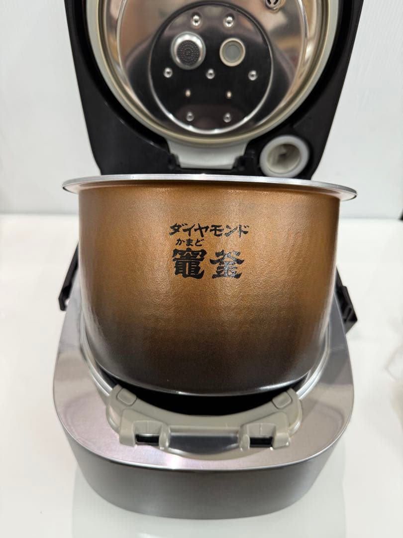 PANASONIC圧力IH炊飯器SR-VSX180