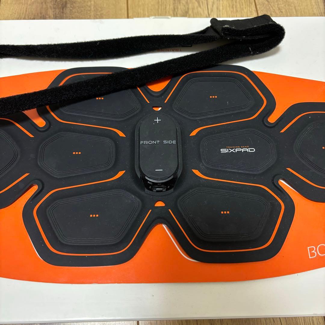 シックスパッド アブズベルト Abs Belt 腹筋 筋トレ トレーニング