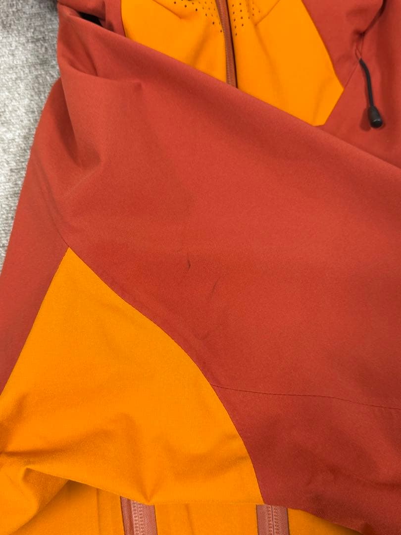 ★24/25年・美品★非売品 選手用 デサントメイト　スキーウエアセットLサイズ