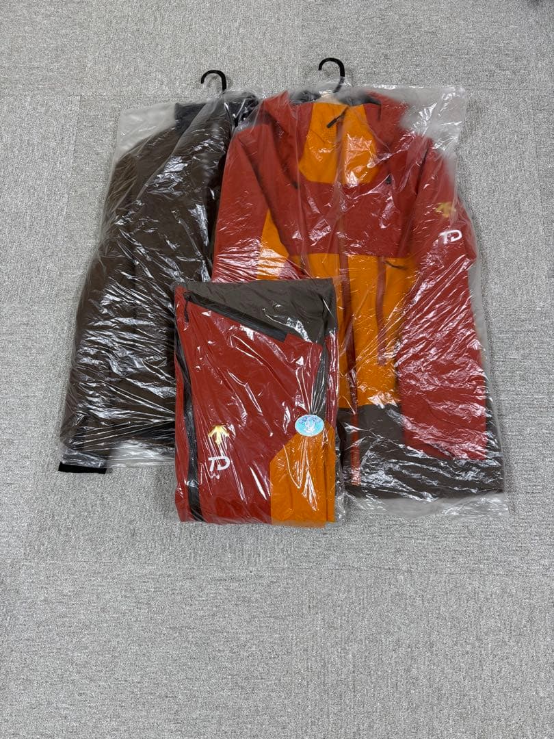 ★24/25年・美品★非売品 選手用 デサントメイト　スキーウエアセットLサイズ