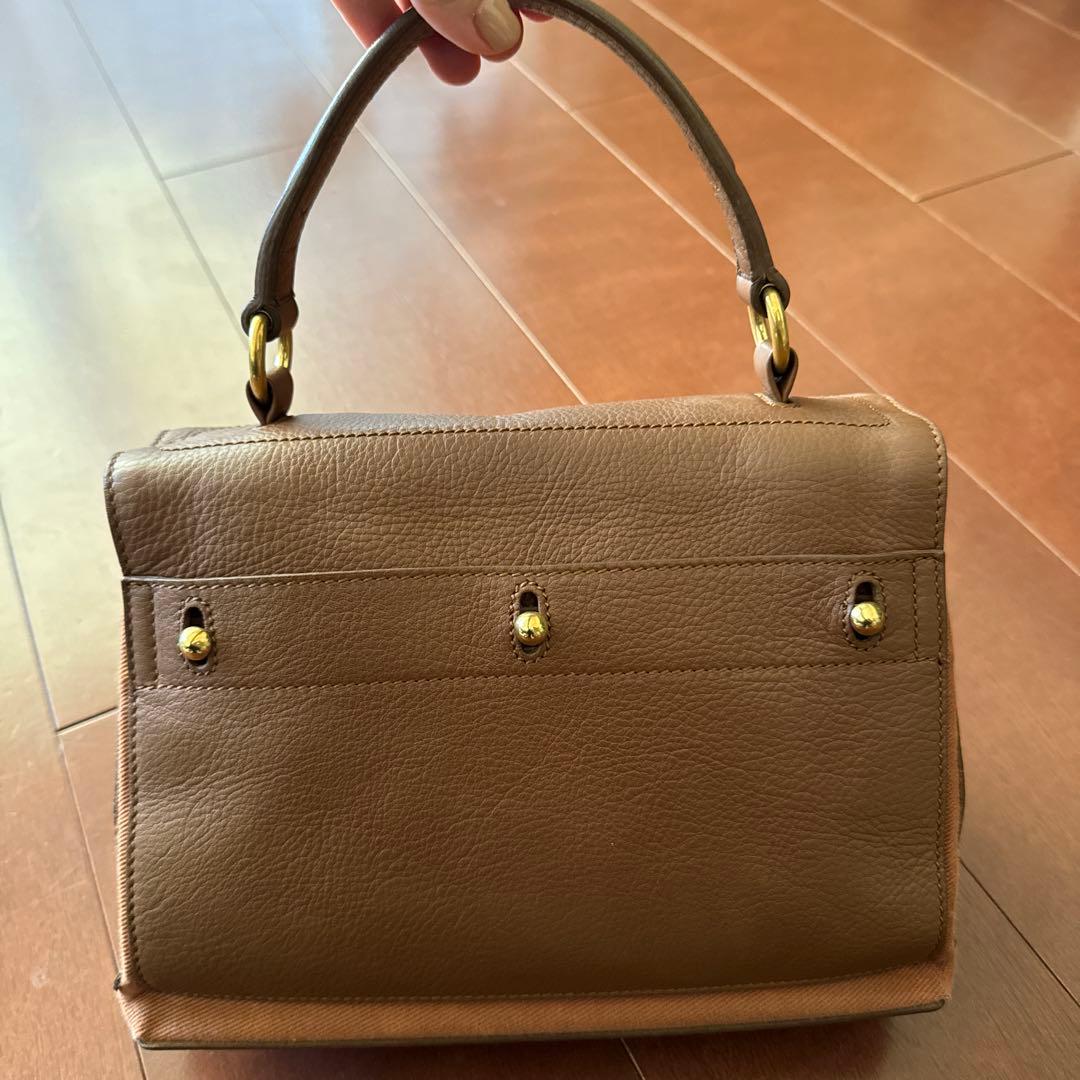 イヴサンローラン ミューズトゥ