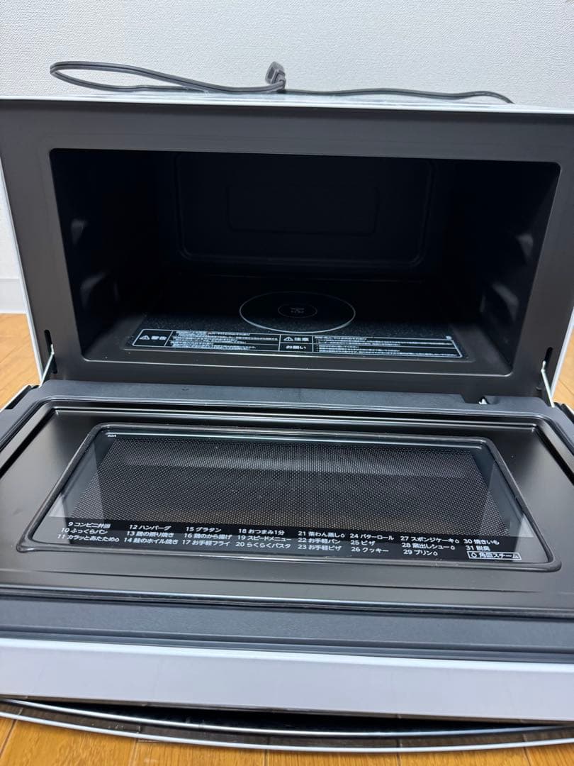 超美品☺︎ 東芝スチームオーブンレンジ　石窯オーブン23L ホワイト　ER-60A