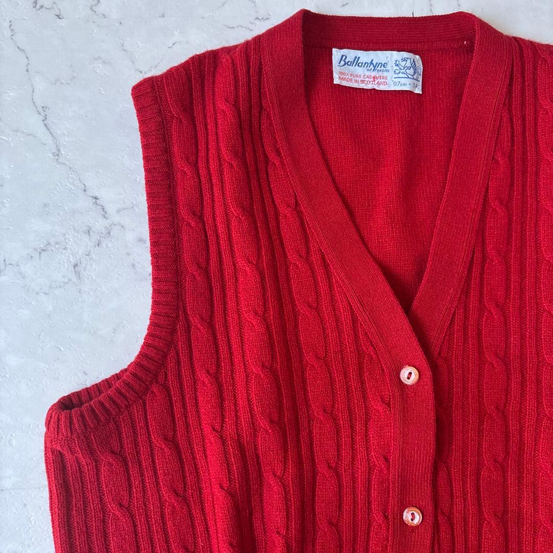 美品 バランタイン スコットランド製カシミヤ100% ケーブル ニットベスト 赤