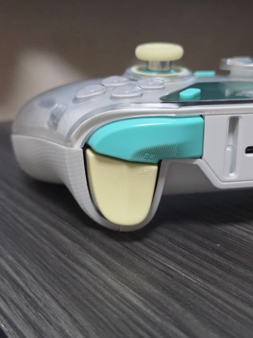 Flydigi APEX4 崩壊スターレイル ホタル　コントローラー