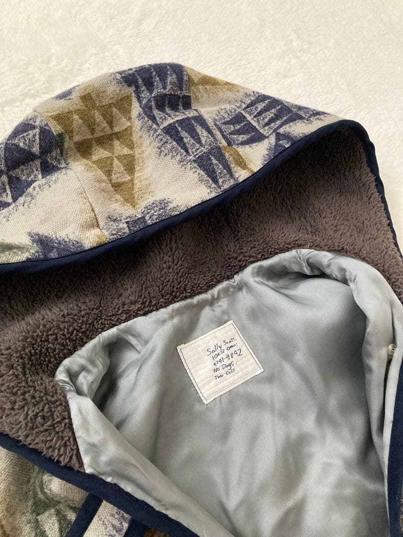 サリースコット　フード付き　ウール　ワンピース