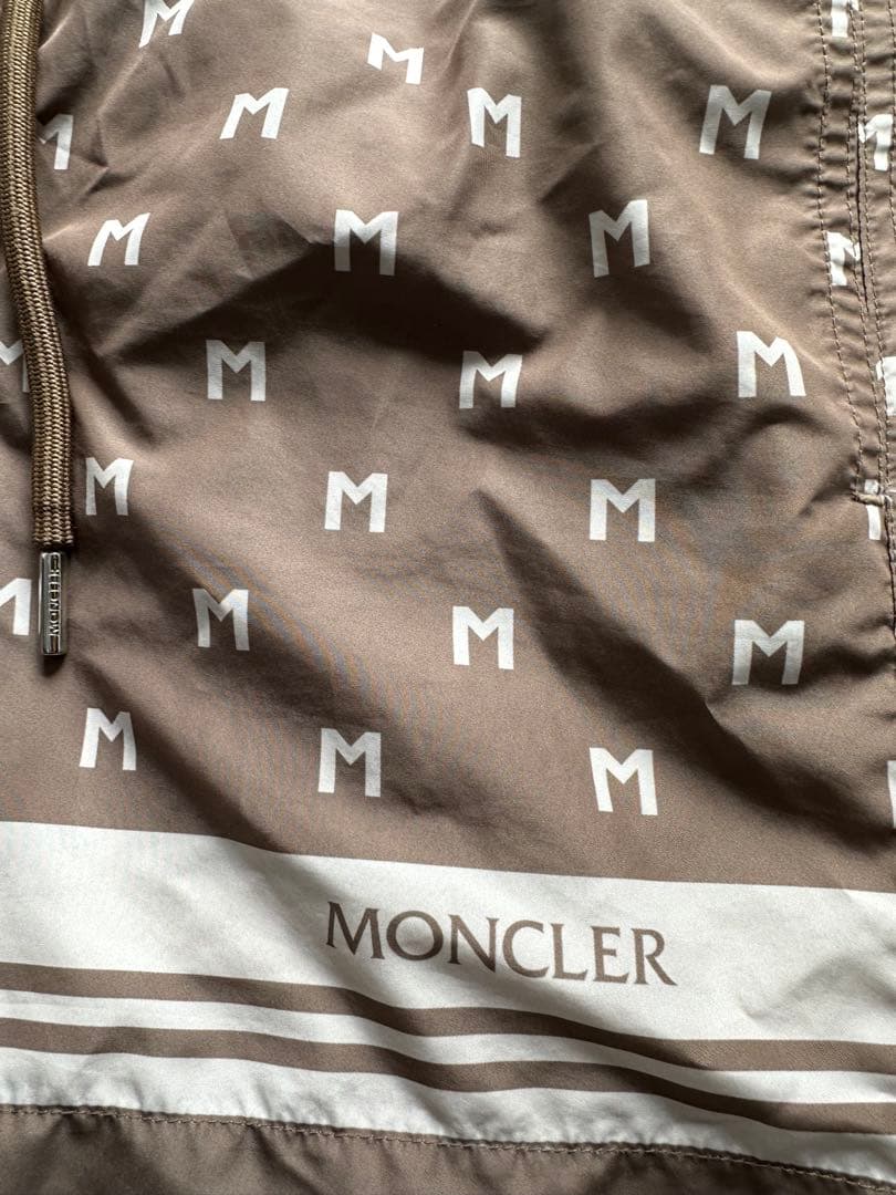 よ*ー様 MONCLER ブラウン Mロゴ 水着 Sサイズ