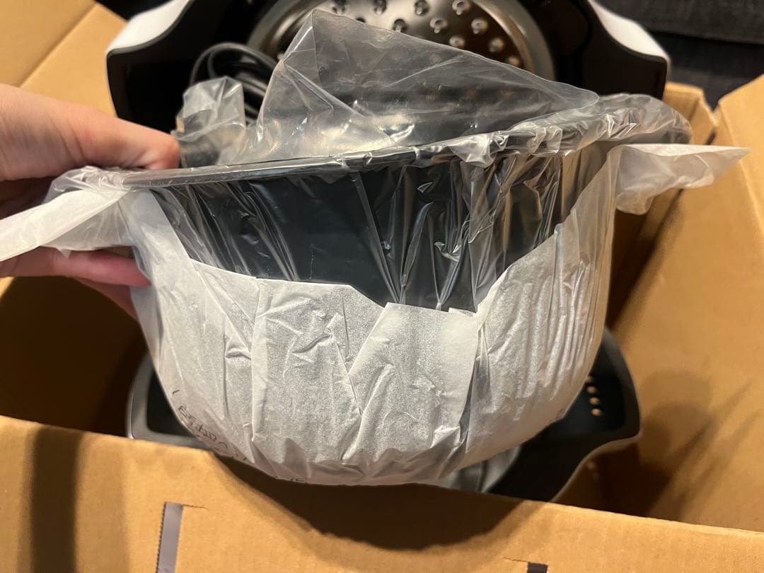 新品未使用　開封品　SHARP シャープ　ヘルシオ KN-HW16F-W