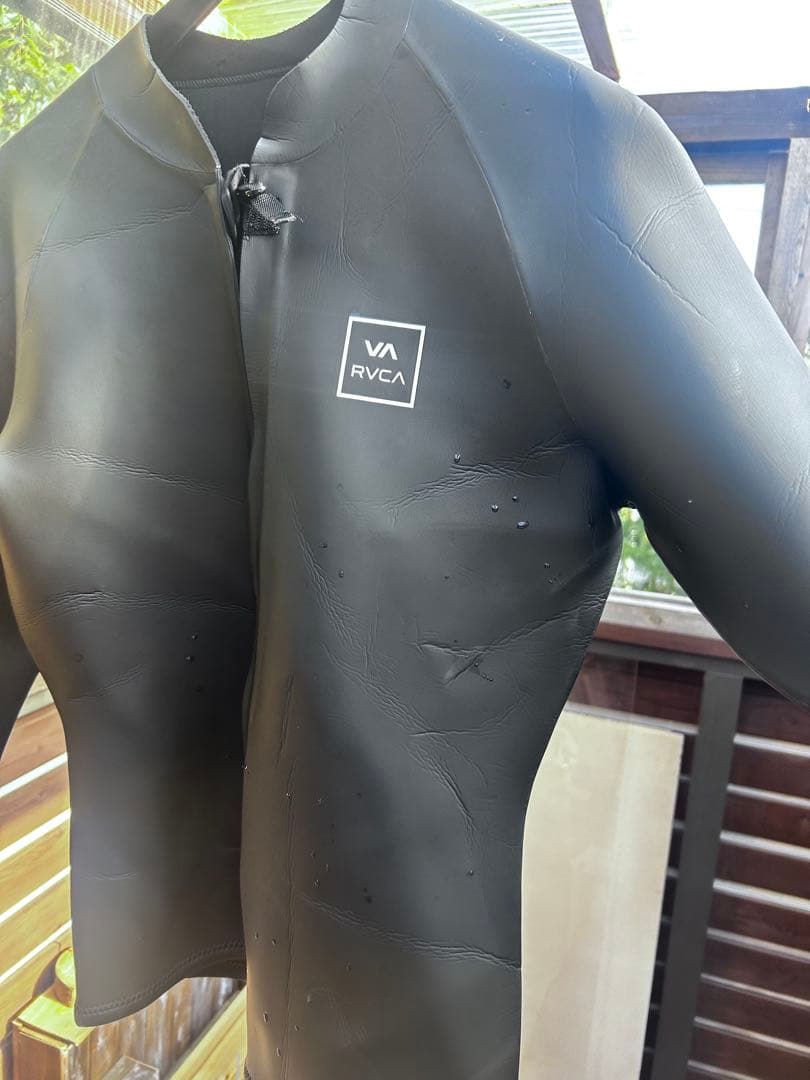 RVCA ブラック タッパー フロントジッパー