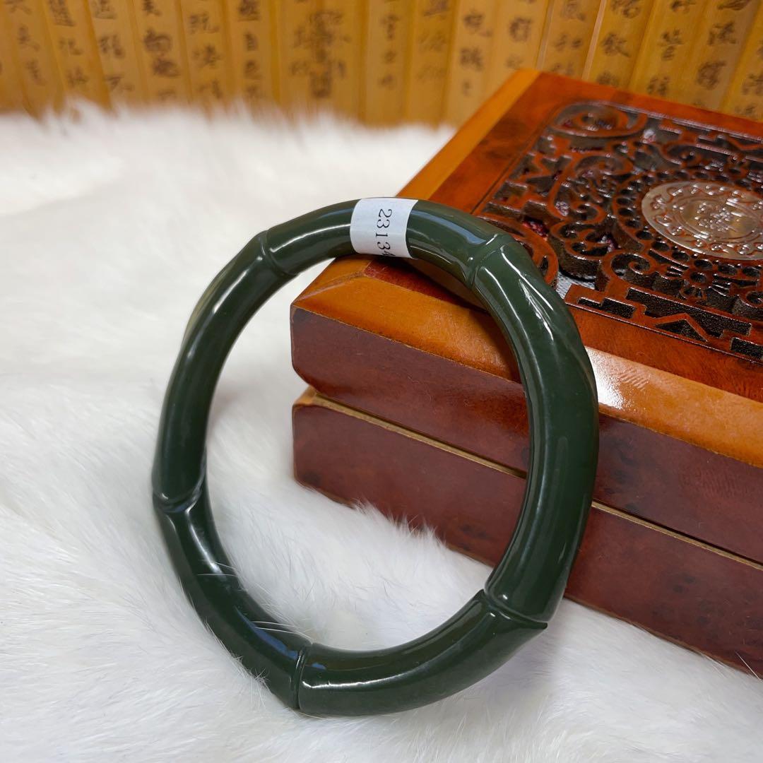 【鑑別書付き】和田玉-満手彫刻竹 青海料青玉 バングル　竹雕刻 59.8mm