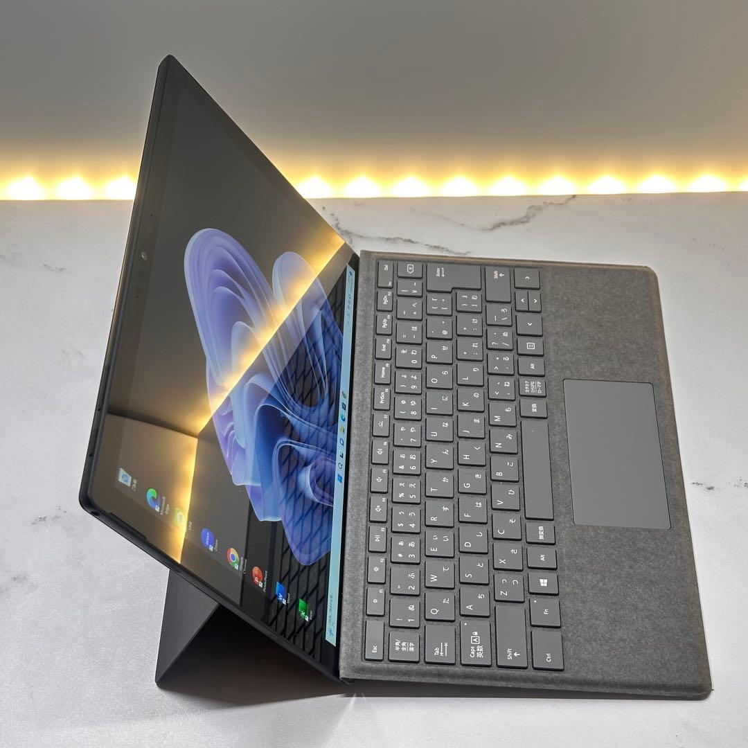 【ブラックモデル】Surface Pro7 Corei5/8/256