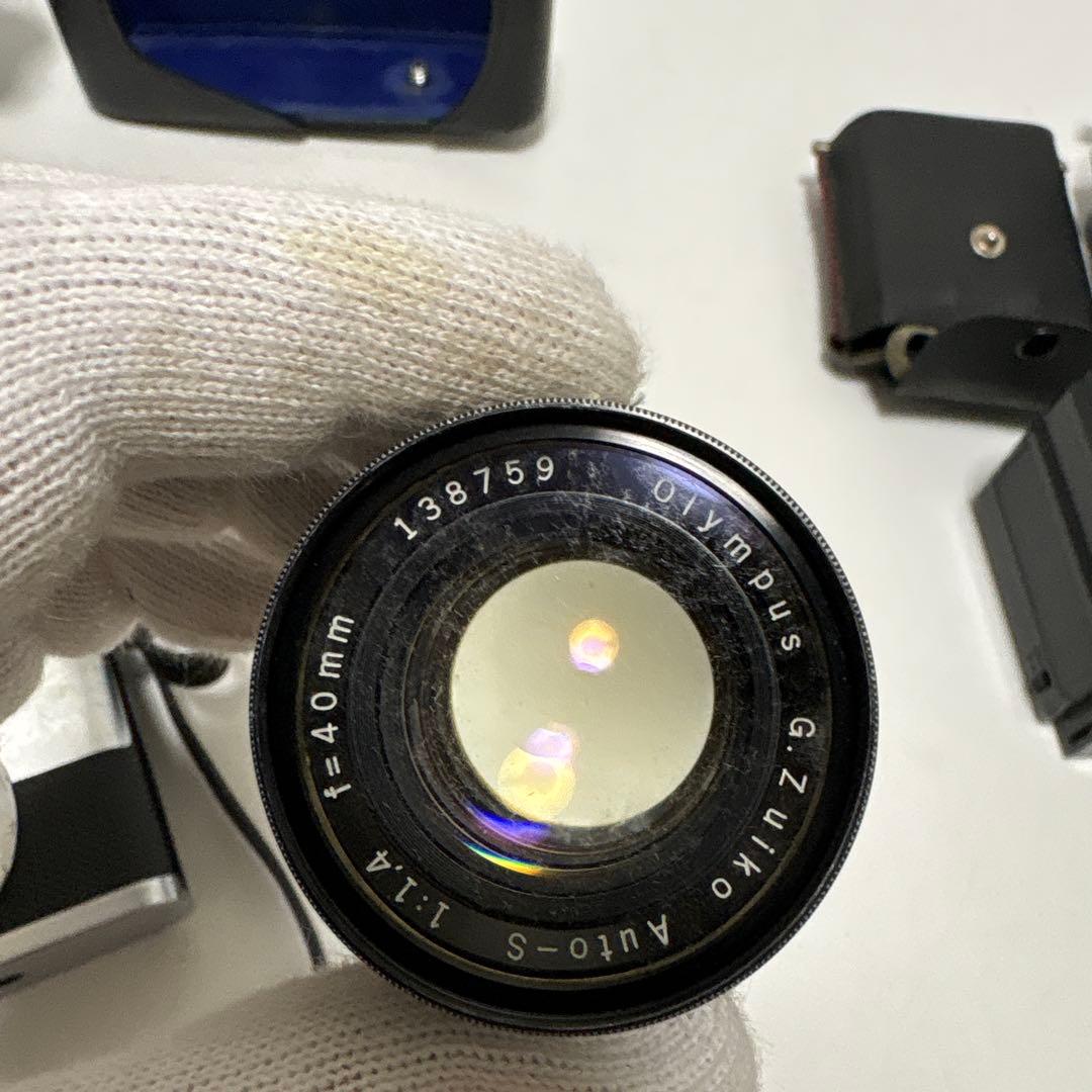 d*7様 Olympus Pen FT /Zuiko 40mm f1.4/ストロ