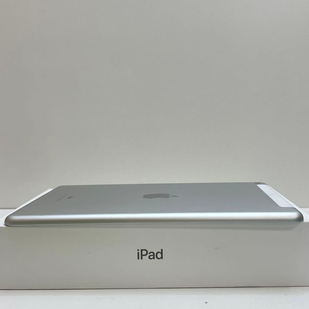 iPad 第6世代 128GB Wi-Fi + Cellular 89％