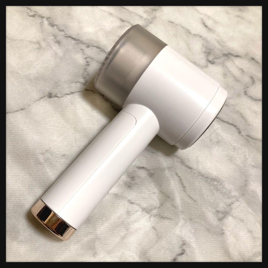 ‪꒰未使用꒱‬小型 毛玉取り 白 コードレス 毛玉クリーナー