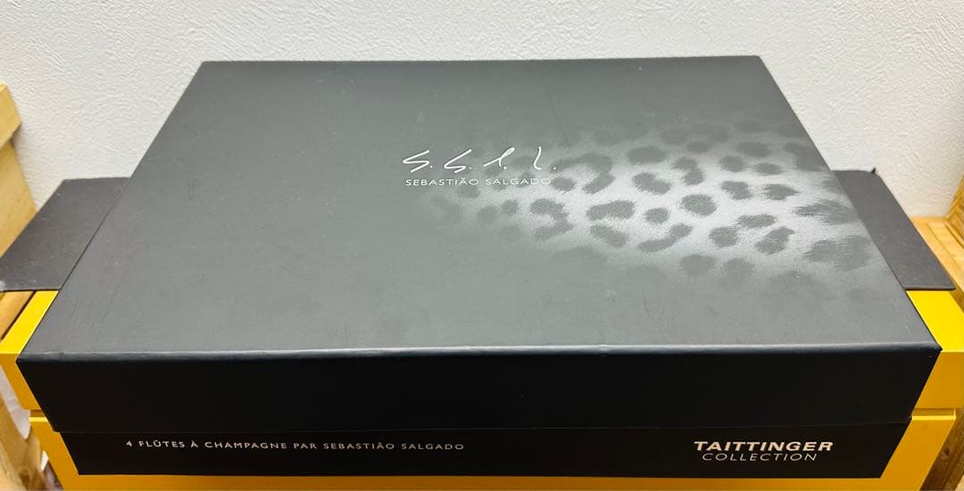 非常に希少な逸品‼️テタンジェコレクション2008専用グラス４脚とダミー・ボトル