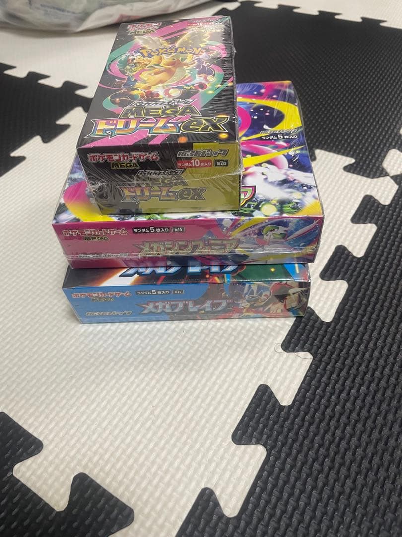 メガドリームex、メガブレイブ、メガシンフォニア各種1ボックスシュリンク付き。